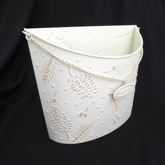 NEW HALLMARK METAL CHRISTMAS GREETING CARD HOLDER TABLE OR WALL PINECONE PATTERN - Picture 3 of 10